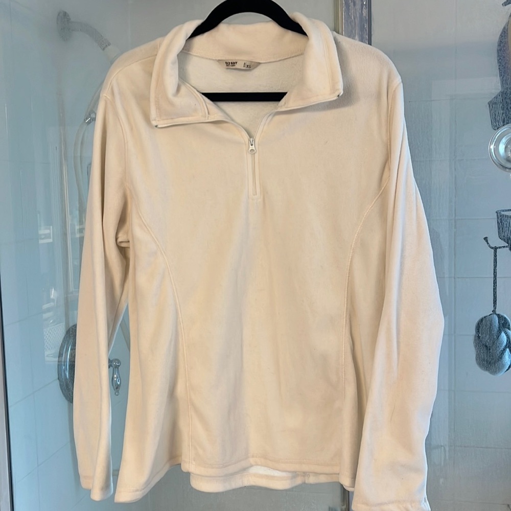 Old Navy quarter fleece sweatshirt
